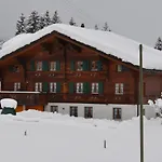 Alpenchalet Spiher Ferienwohnung-Studio Und Ein Weiteres Schlafzimmer Апартаменты *